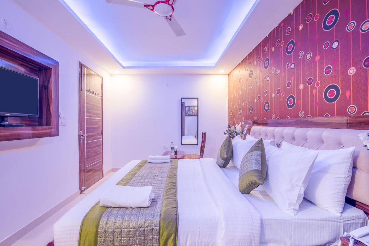 Hotel Festival Mahipalpur Delhi Airport - Near Delhi Aerocity Nuova Delhi Esterno foto