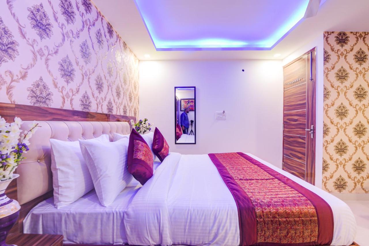 Hotel Festival Mahipalpur Delhi Airport - Near Delhi Aerocity Nuova Delhi Esterno foto