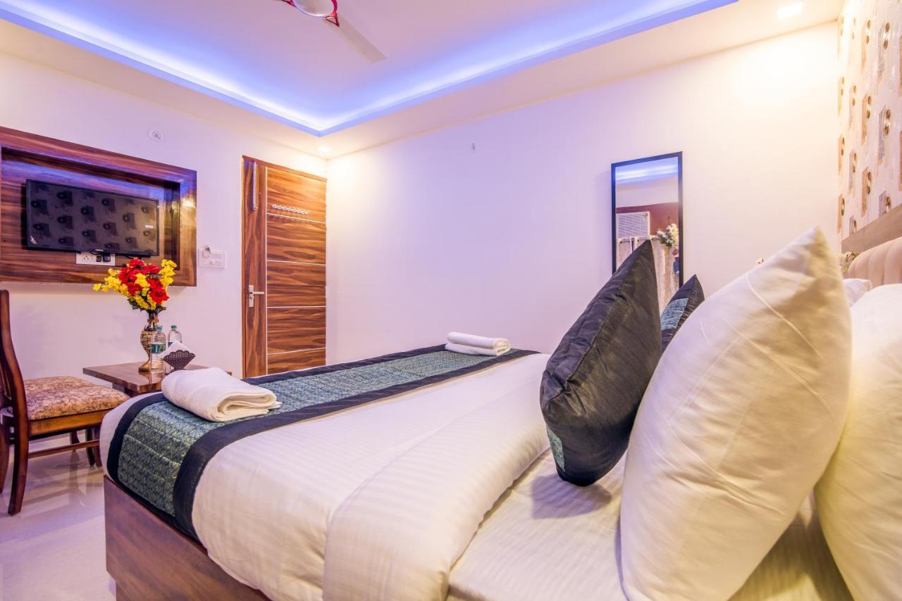 Hotel Festival Mahipalpur Delhi Airport - Near Delhi Aerocity Nuova Delhi Esterno foto