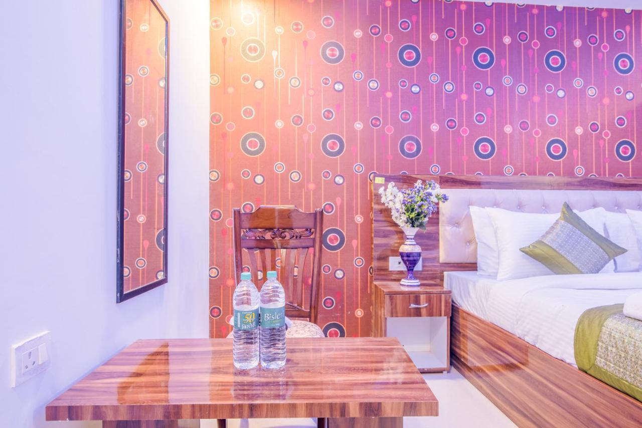 Hotel Festival Mahipalpur Delhi Airport - Near Delhi Aerocity Nuova Delhi Esterno foto