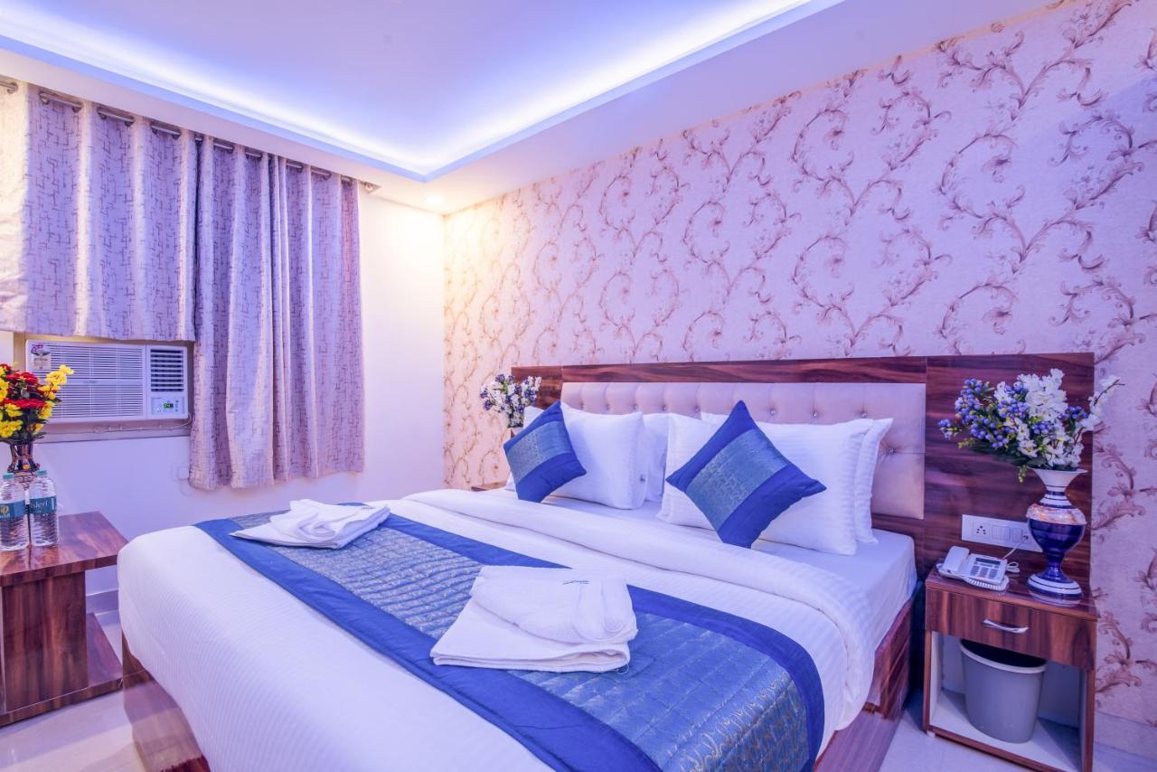 Hotel Festival Mahipalpur Delhi Airport - Near Delhi Aerocity Nuova Delhi Esterno foto