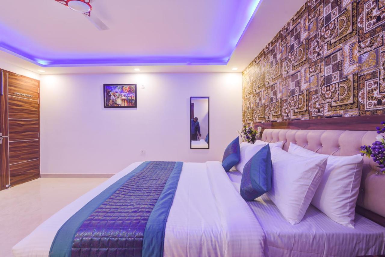 Hotel Festival Mahipalpur Delhi Airport - Near Delhi Aerocity Nuova Delhi Esterno foto