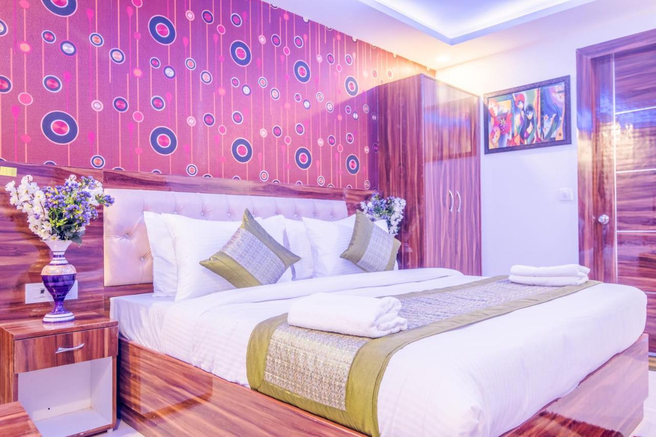 Hotel Festival Mahipalpur Delhi Airport - Near Delhi Aerocity Nuova Delhi Esterno foto